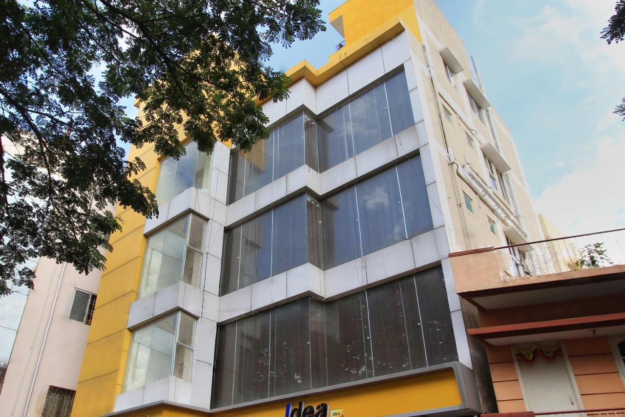 Oyo 10291 Sri Venkatadri Residency Hotel Bangalore Exterior photo