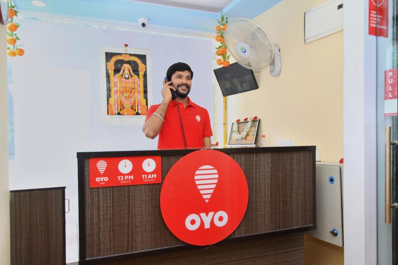 Oyo 10291 Sri Venkatadri Residency Hotel Bangalore Exterior photo